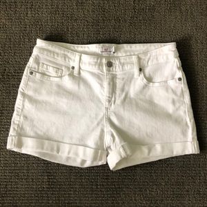 Vineyard Vines white denim shorts